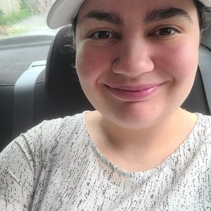 Meet your Posher, Esther